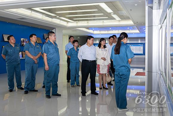 参观世界俱乐部杯赛长廊