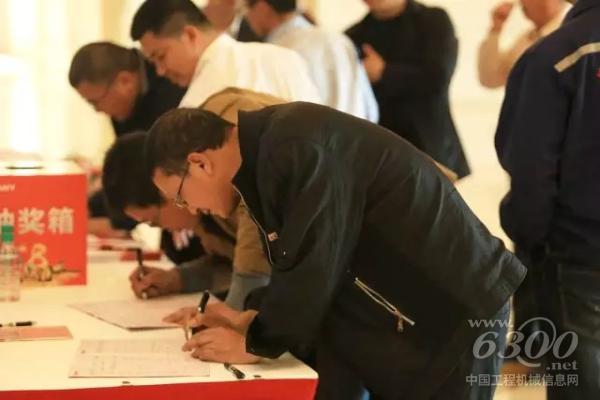 南昌站，客户踊跃签到，参与<a href=//news.d1cm.com/exhibition/ target=_blank>展会</a>