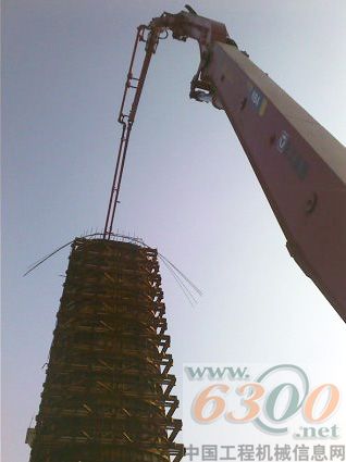 徐工泵车铁路建设显神威