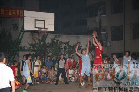 冠军队 明星队