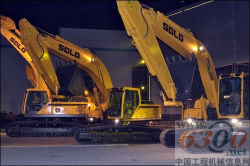挖掘机 临工