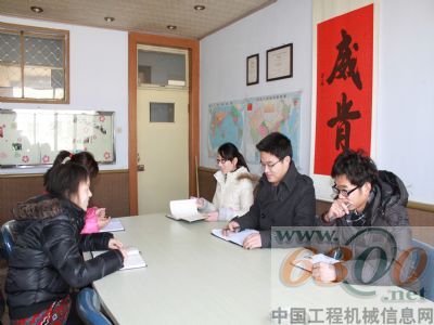 威肯叉车