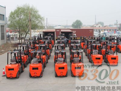 威肯叉车